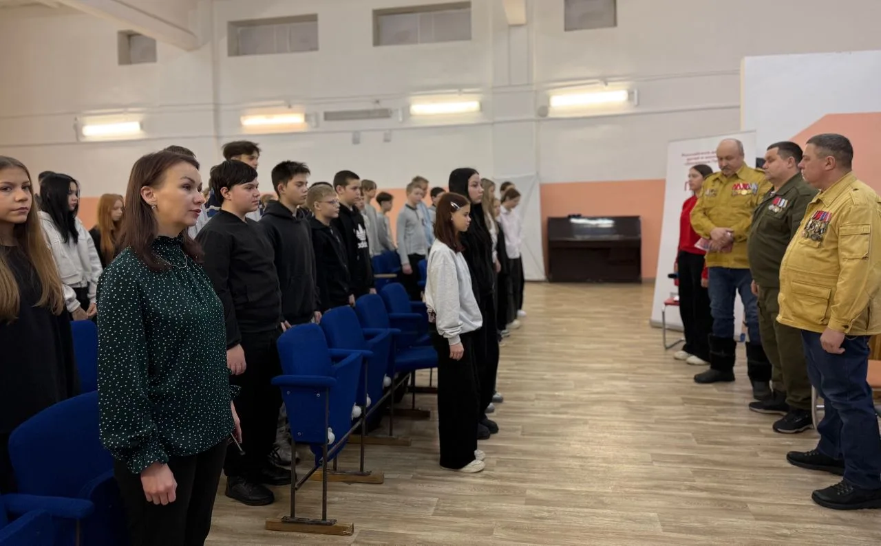 Классная встреча «Память жива...»    Сегодня в стенах нашей школы состоялась значимая встреча учащих