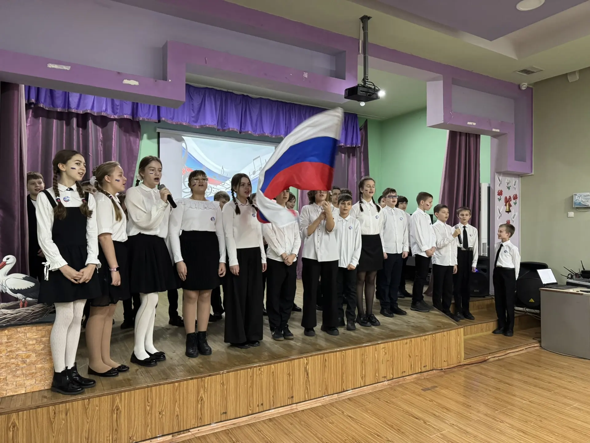 19 и 20 февраля в нашей школе проходит, ставший уже традиционным, Фестиваль-конкурс военно-патриотич
