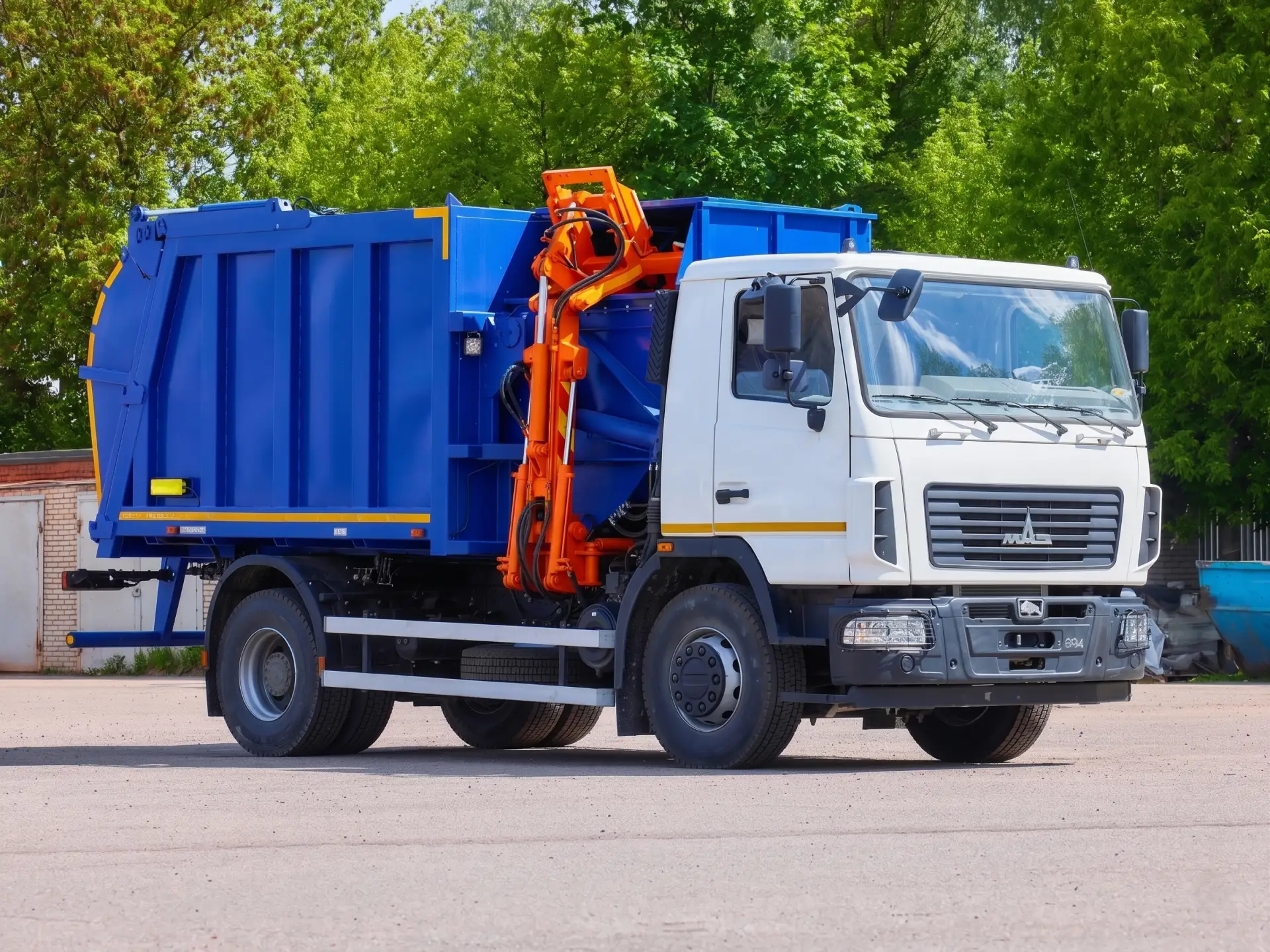 К новости «🚛 Кто должен вывозить старую мебель и крупный мусор?»