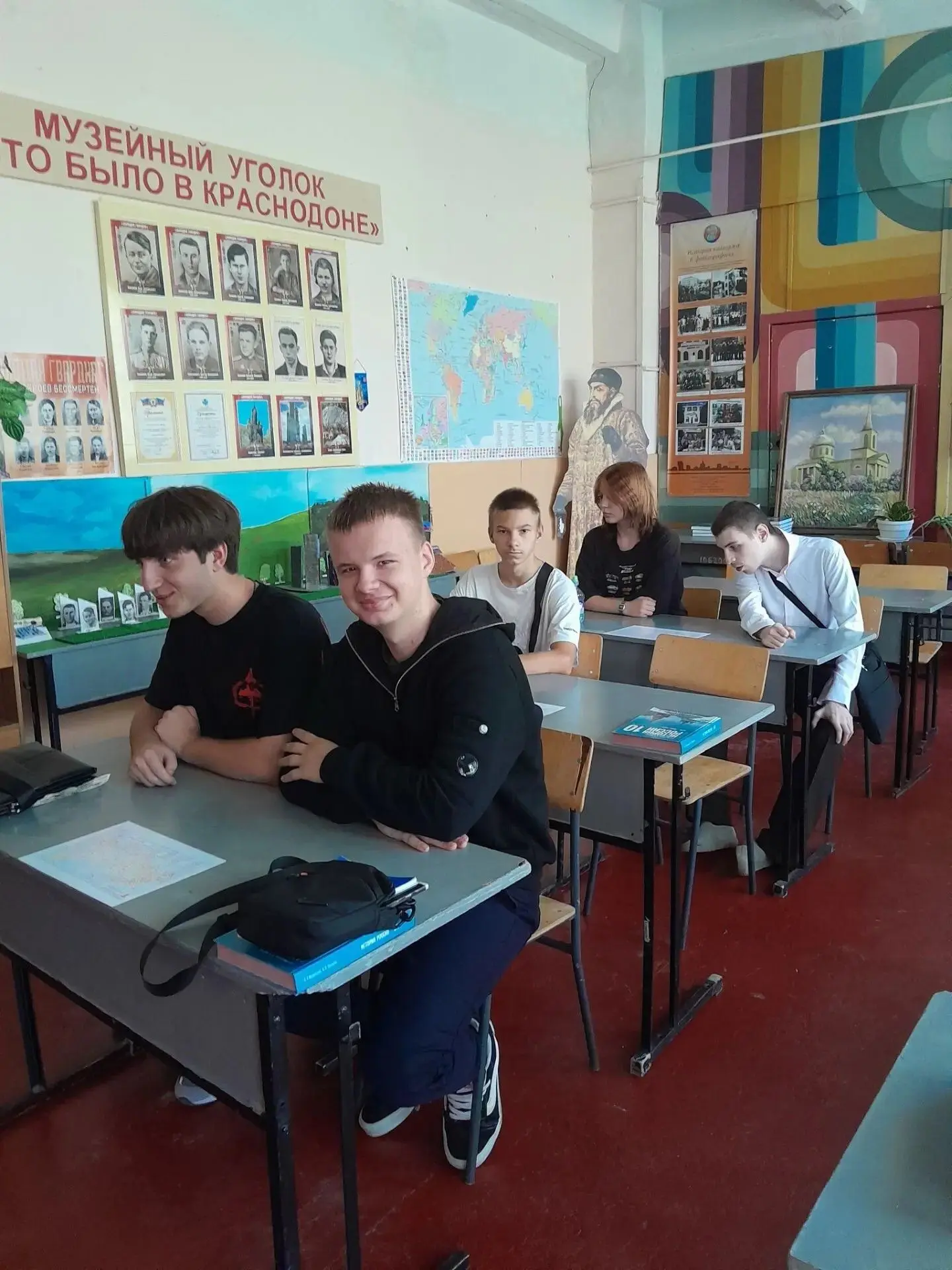 4 сентября — памятная дата: в этот день отмечают День освобождения Ворошиловградской об...