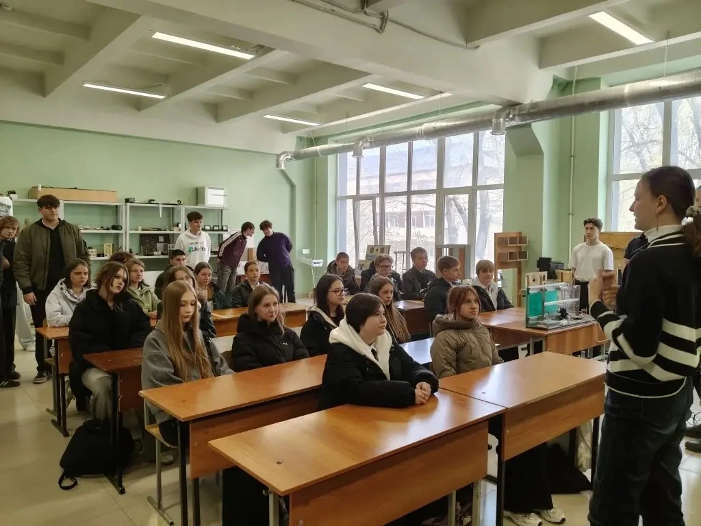 🔧 Сегодня ученики 9А класса побывали на дне открытых дверей в Белгородском политехническом колледже.