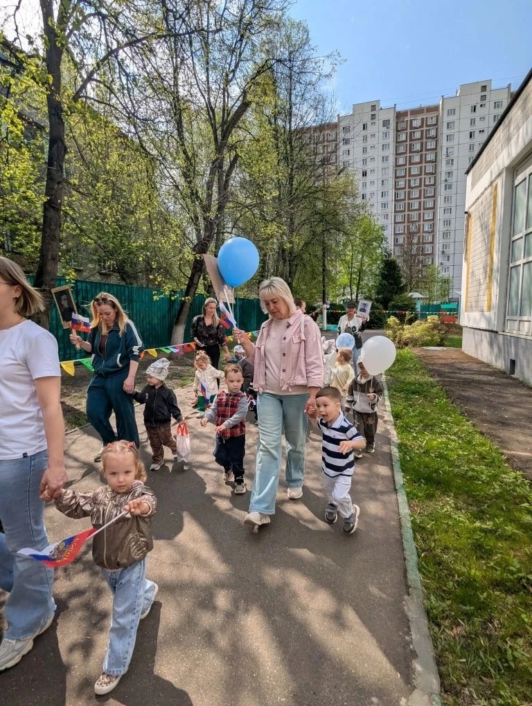 💡 Акция «Бессмертный полк» в детском саду «Сказка»   💫 В детском саду «Сказка» с особым трепетом и у