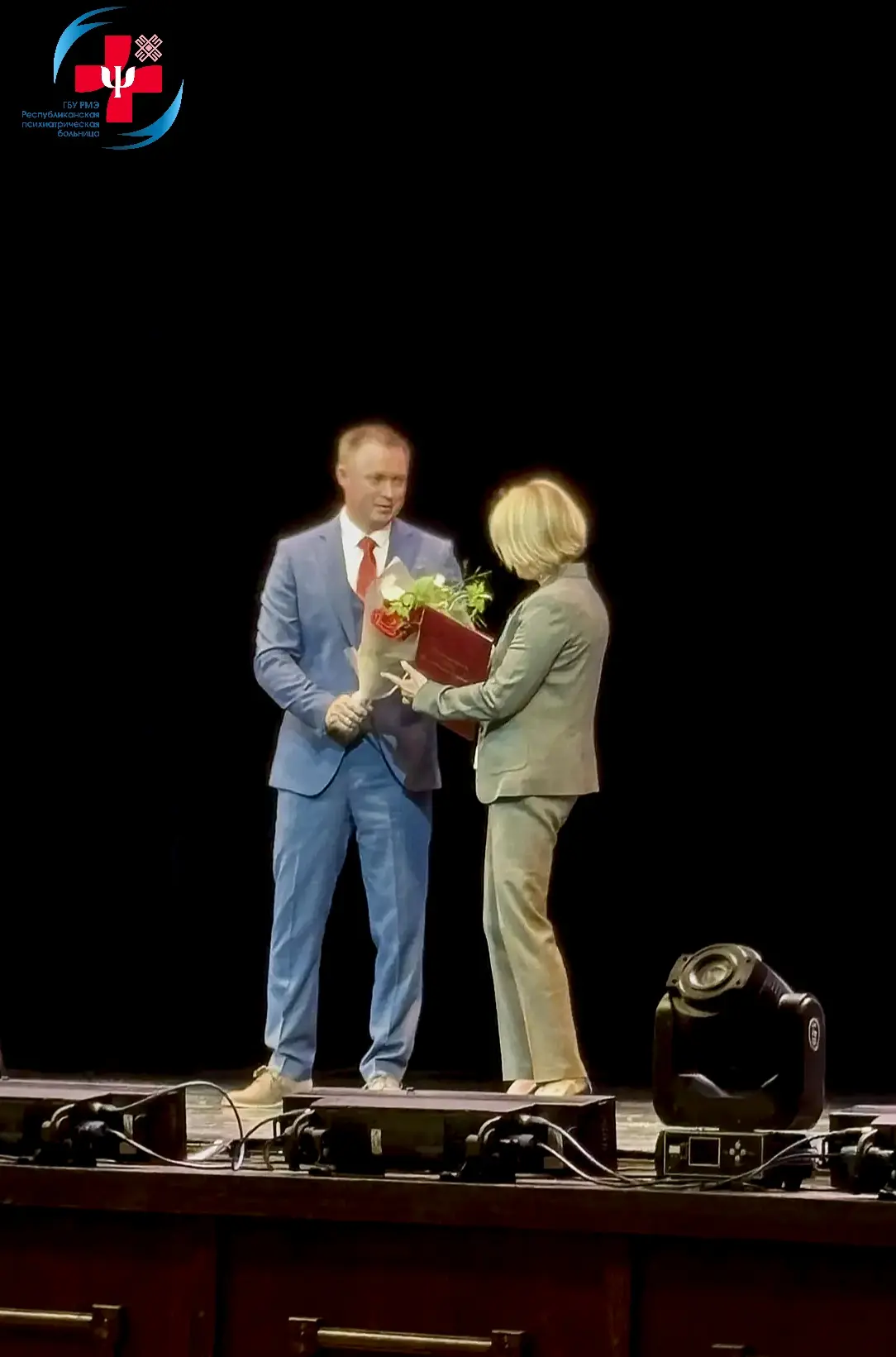 Гордимся нашими врачами!♥️

🏆Врач психиатр Абдрахманова О.В. получила из рук министра здравоохранен