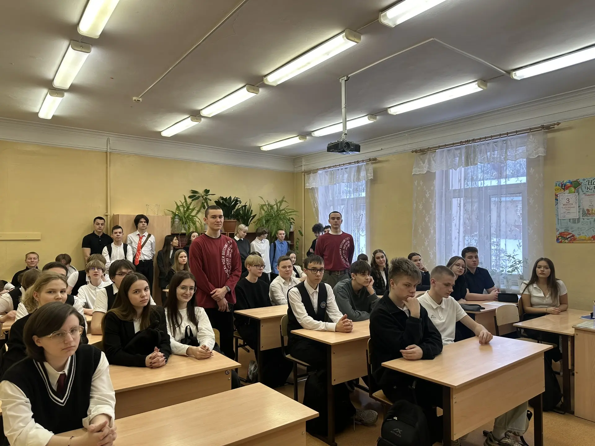 Студенты ГАТУ посетили нашу школу! Сегодня наша школа стала местом встречи с представителями Вятског