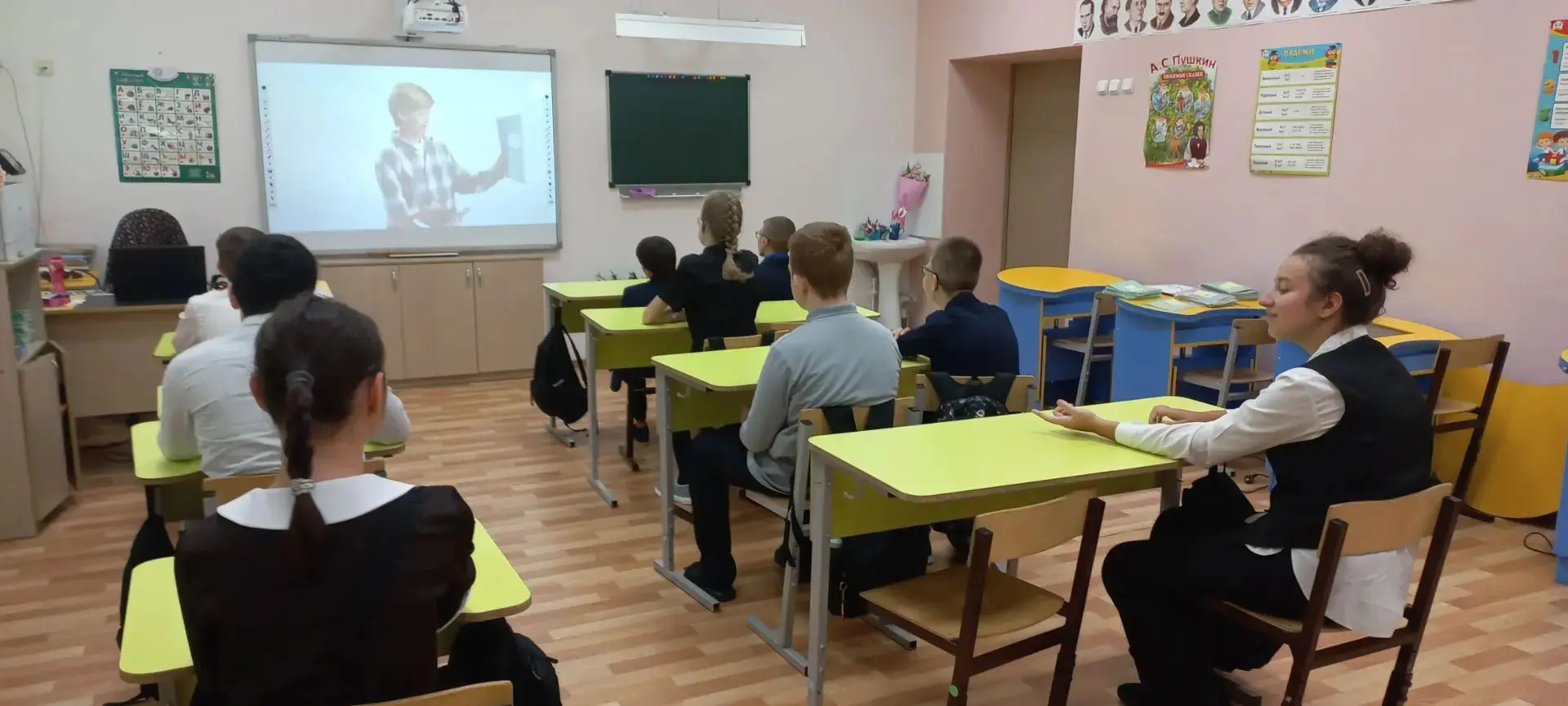🚩🚩🚩Сегодня в рамках реализации курса внеурочной деятельности «Россия – мои горизонты...