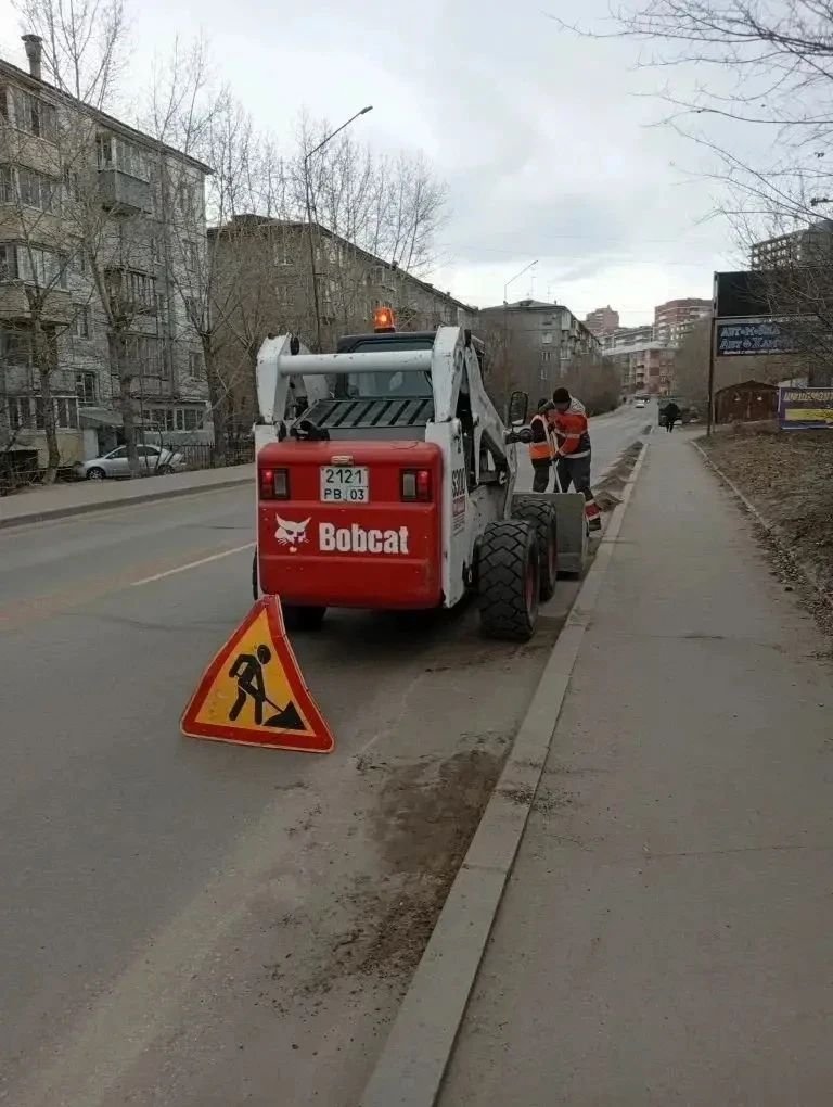 ⚡️ Глава Бурятии поручил усилить работу дорожных служб  С приходом весны и активным таянием снега до