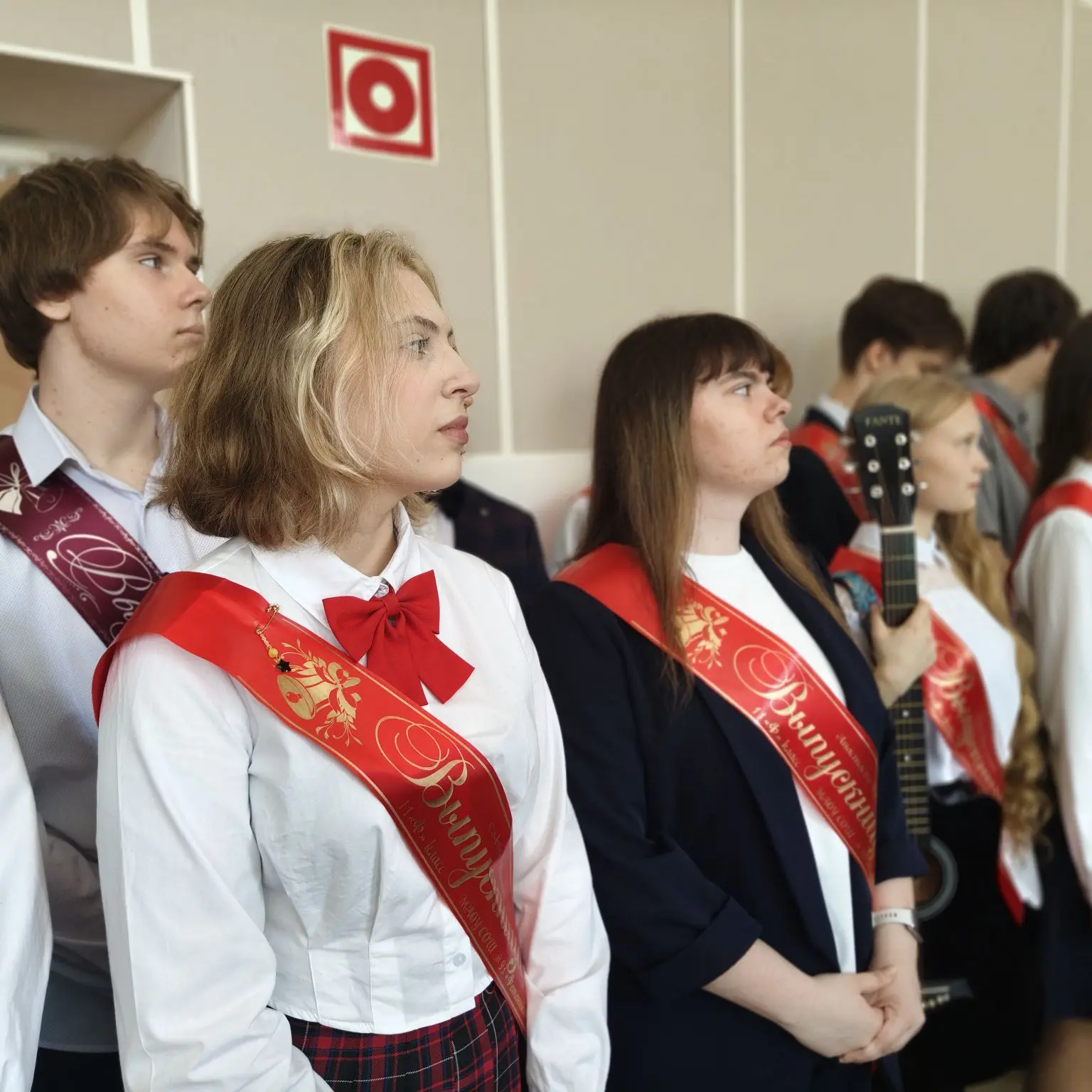 🎓 Последний звонок – точка отсчёта больших свершений  Вот и отзвенел «Последний звонок» для наших 9-
