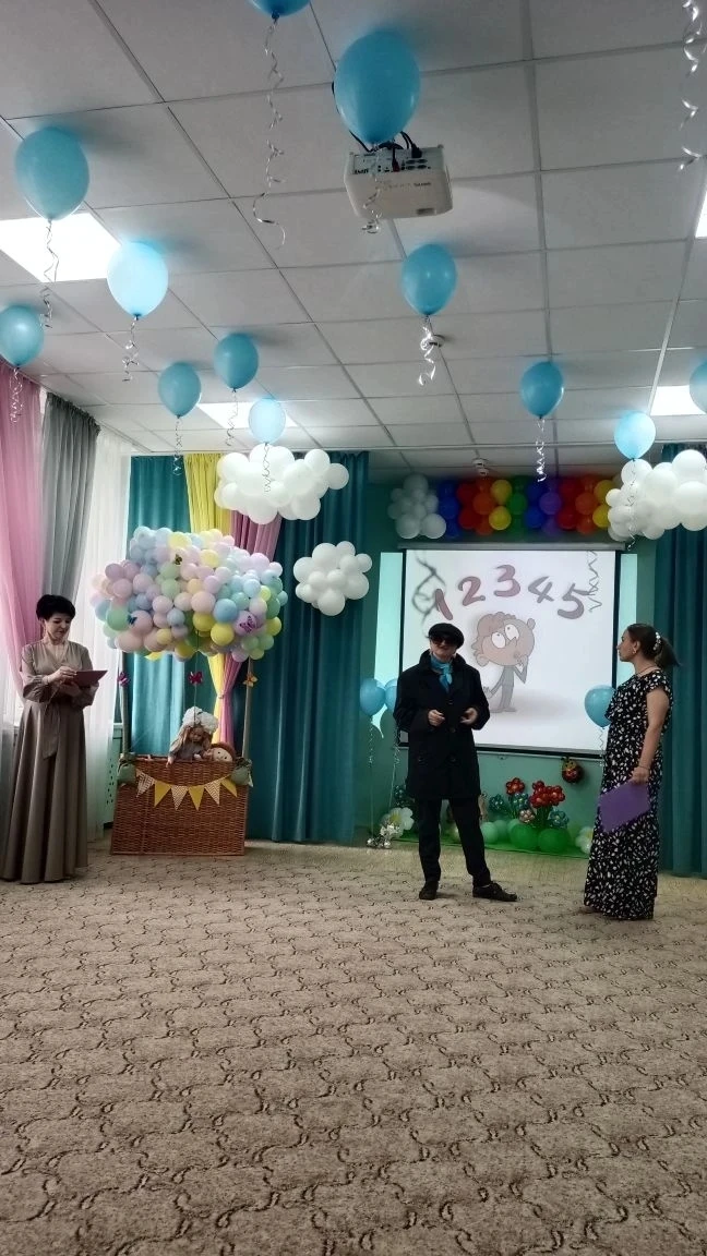 Вот и закончился в нашем детском саду Выпускной Бал  😍 Много теплых слов было сказано ...