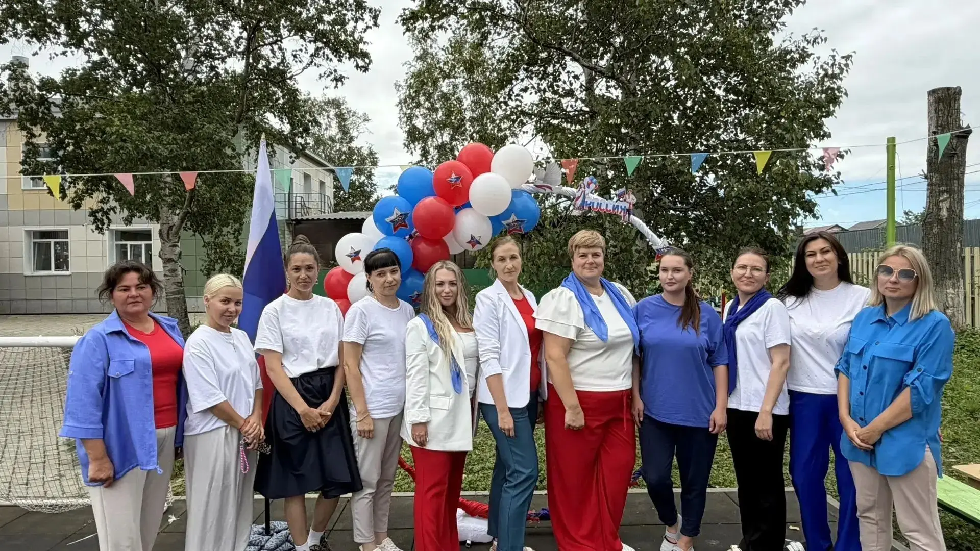 В торжественном мероприятии, посвящённом Дню Государственного флага Российской Федераци...