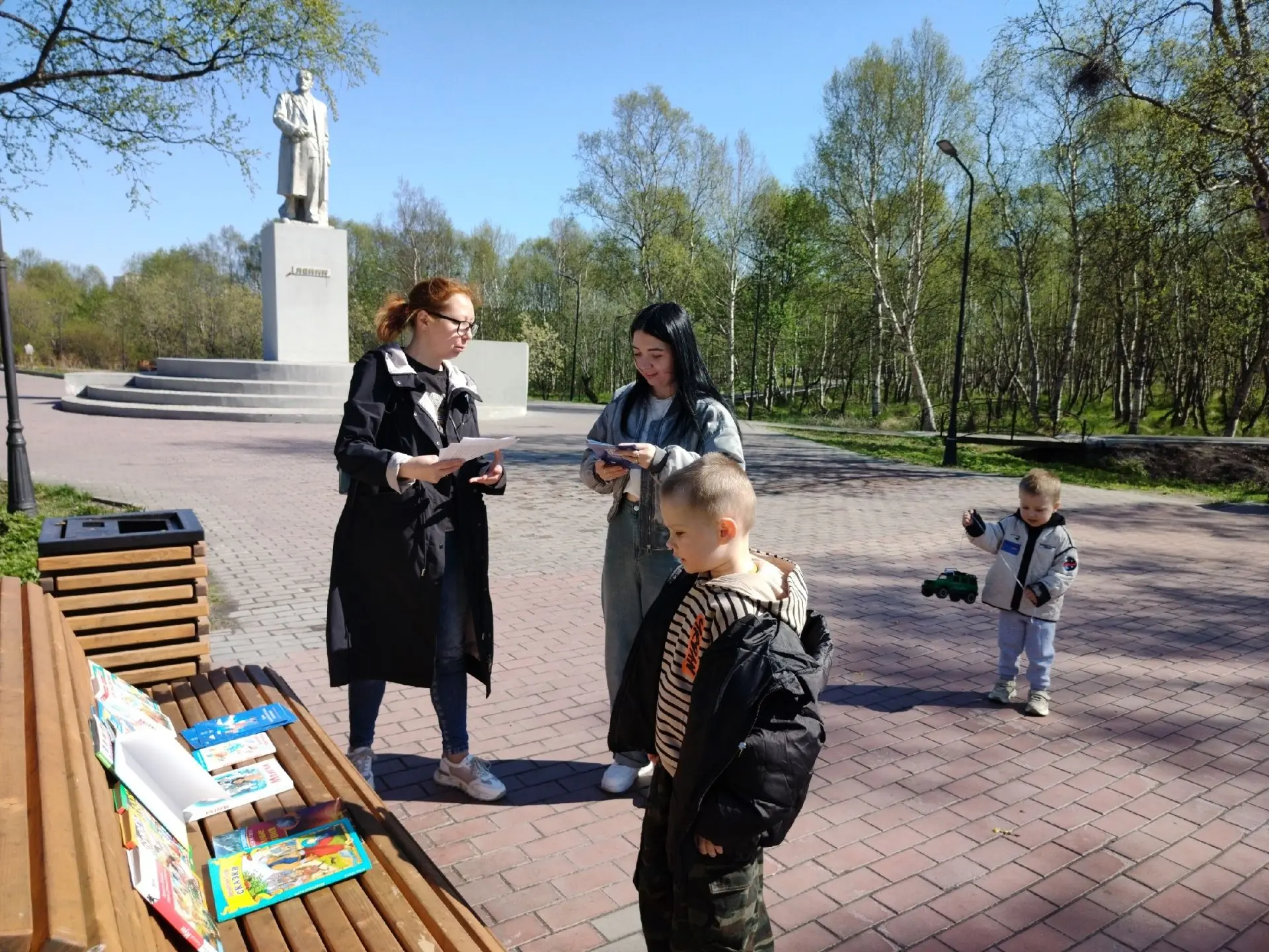 📕Сотрудники пространства «Сопки. Семья» и Североморской городской библиотеки № 2 провели для жителей