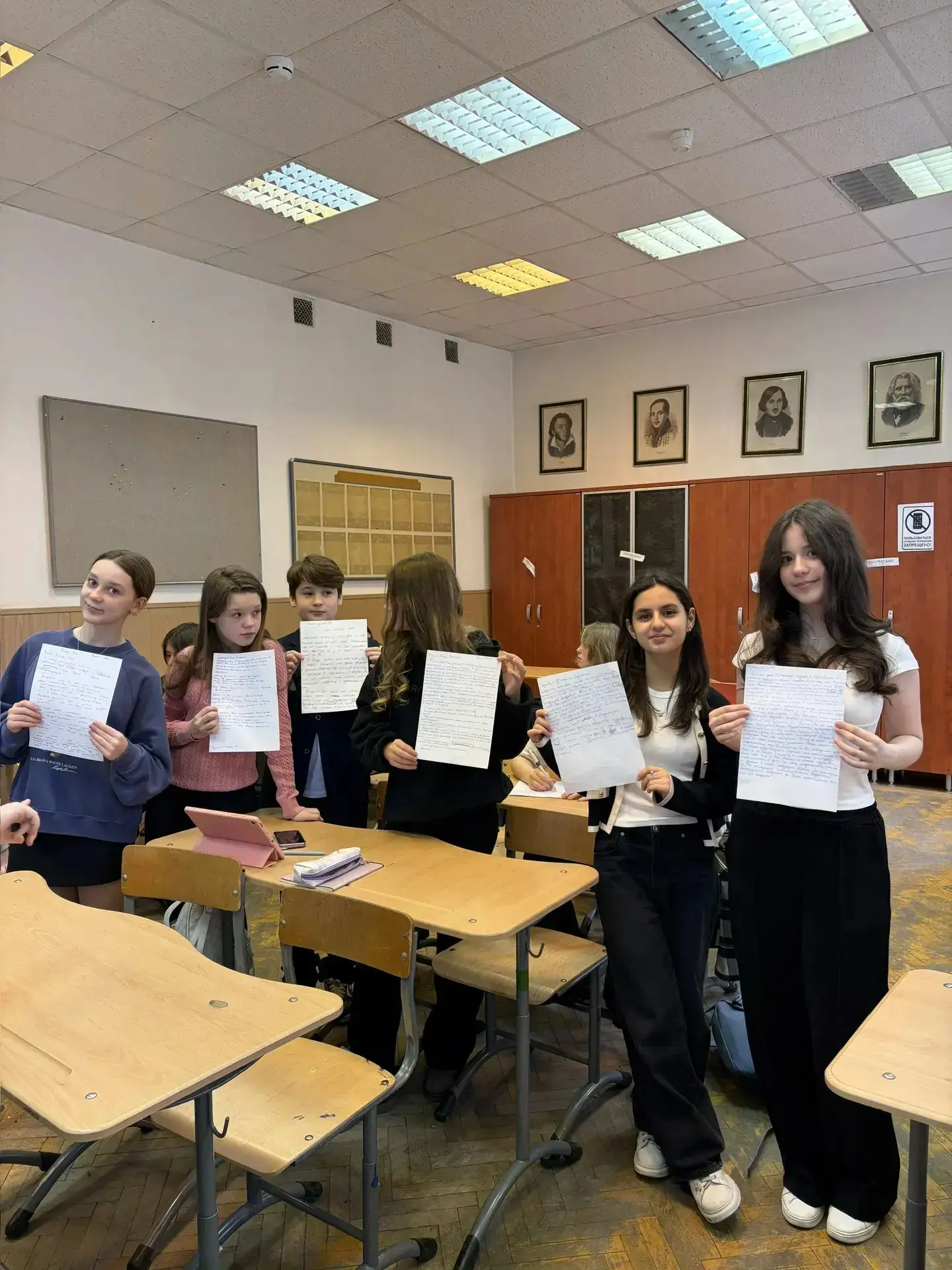 В школе прошла неделя русского языка и литературы 🖋️  📖 Воронина Оксана Евгеньевна, Крякова Елена Ал