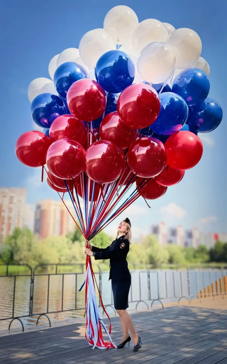 С праздником, дорогие соотечественники! С Днём России! 

На страже правопорядка, с гордостью за свое