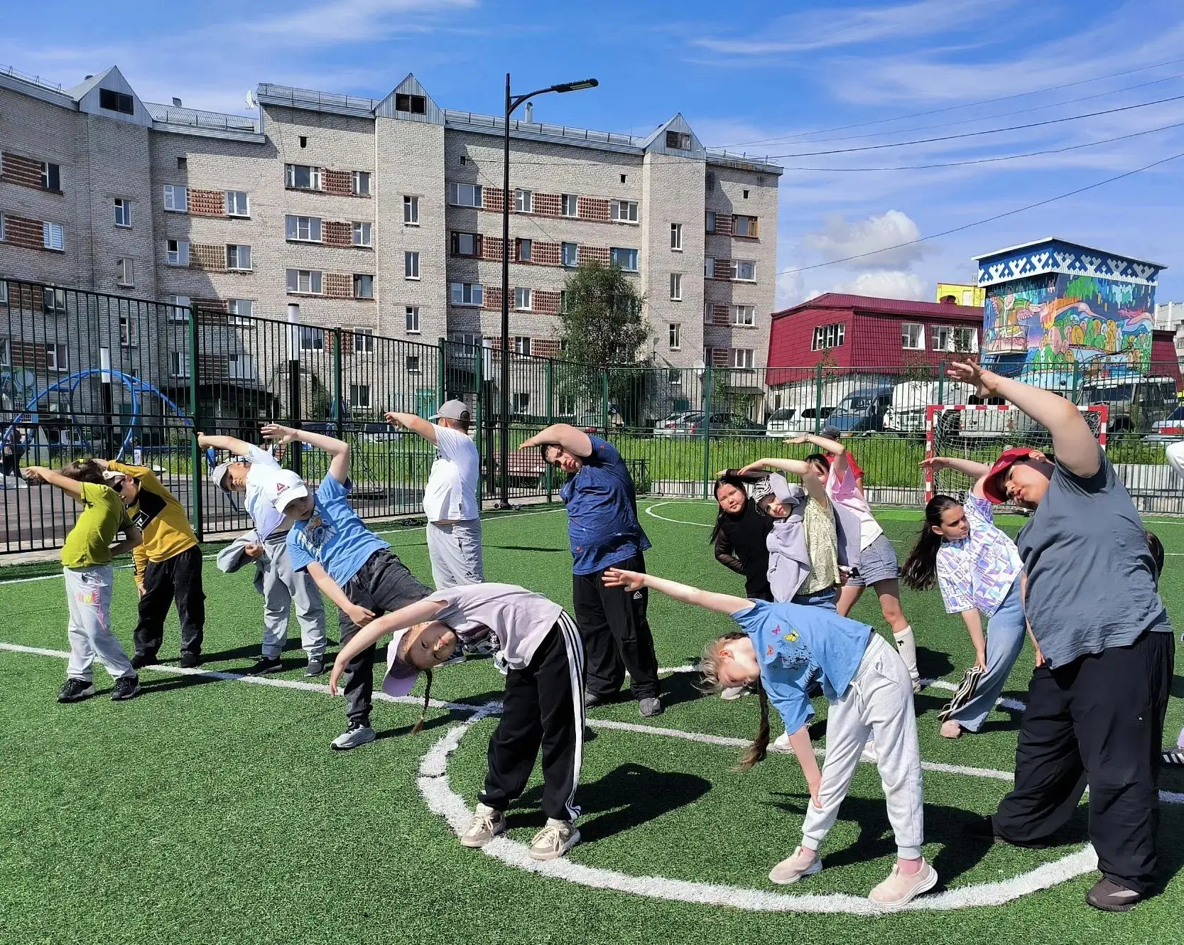 🤸👫⛹️ В Год здоровья на Ямале уделяем особое внимание формированию ЗОЖ у наших детей! ...