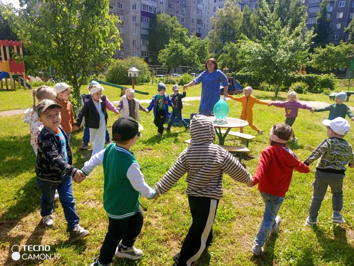 Консультация "Безопасность детей во время подвижных игр"
Подвижные игры — отличный способ физической