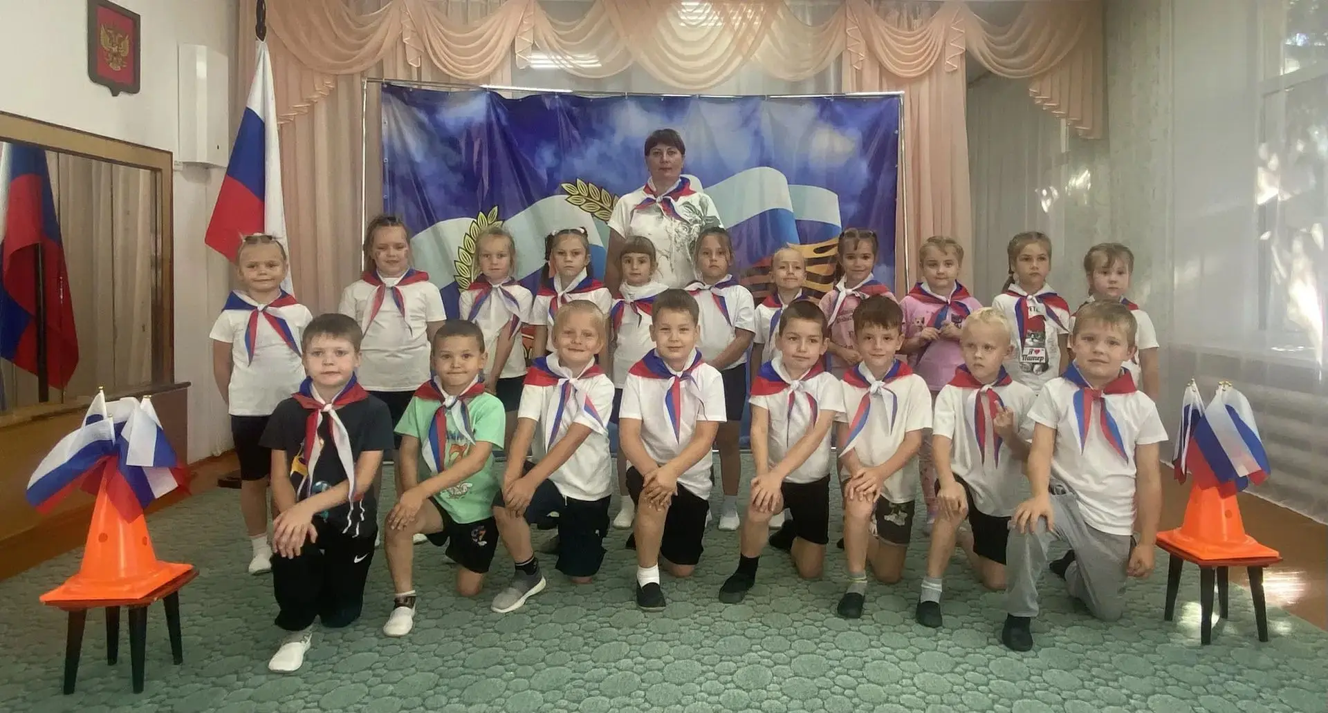 🔔 В рамках празднования Дня Государственного флага 🇷🇺 Российской Федерации в дошколь...