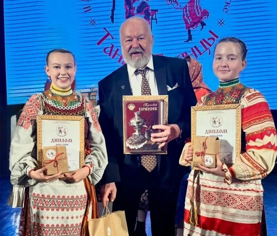 🎭 Дарья Пузикова и Эргардт Анна - победители межрегионального конкурса «Танцы-Брянцы»​