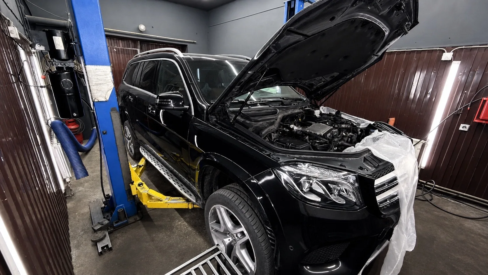 Mercedes-Benz GLS 350d приехал в CARZONE на большой комплекс работ ⚙️

Автомобиль получил полноценно