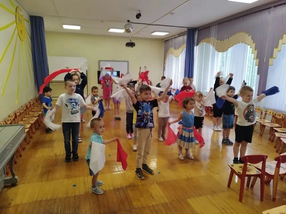 🎉 В нашем детском саду ярко и дружно отметили День России! 🇷🇺