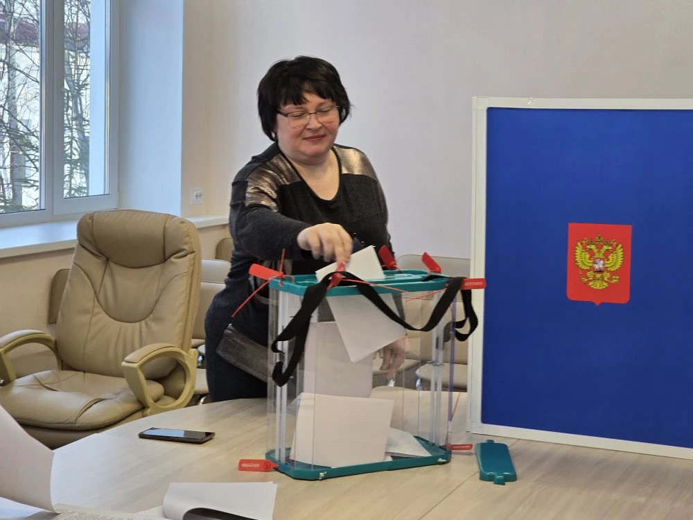 В Смирных сегодня состоялось первое организационное заседание  Смирныховской территориальной избират