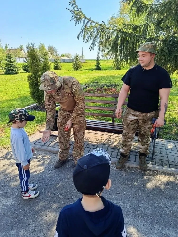🎖️ В преддверии Дня Победы: акция «Георгиевская лента» в группе «Семицветик» 🎖️
