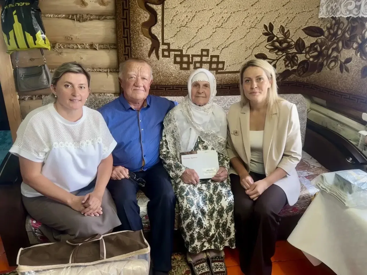 Сегодня 95-летний юбилей отмечает уважаемый ветеран тыла Ахметшина Шамсизиган Шакуровна из деревни К