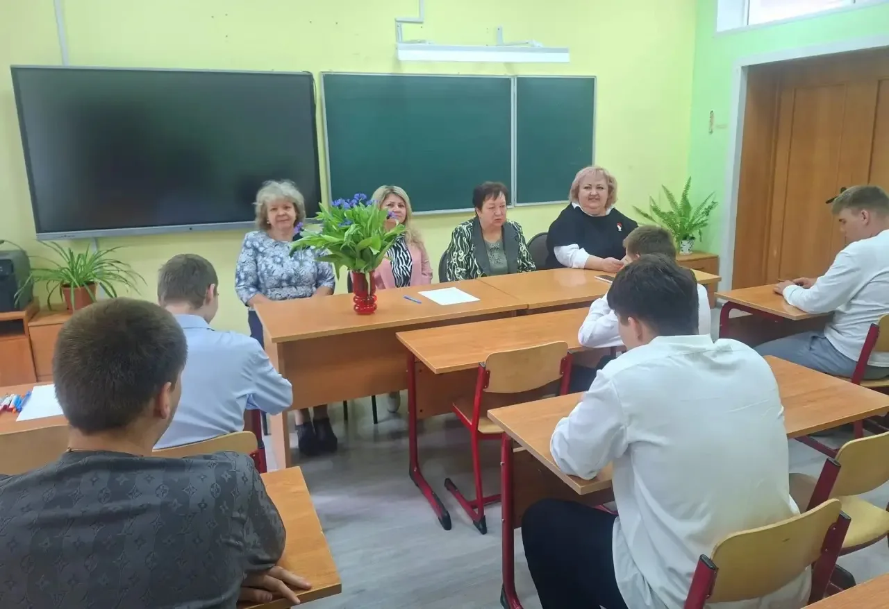 📣 Важное событие в жизни наших учеников!

2 июня в школе‑интернате состоялся итоговый экзамен по ру