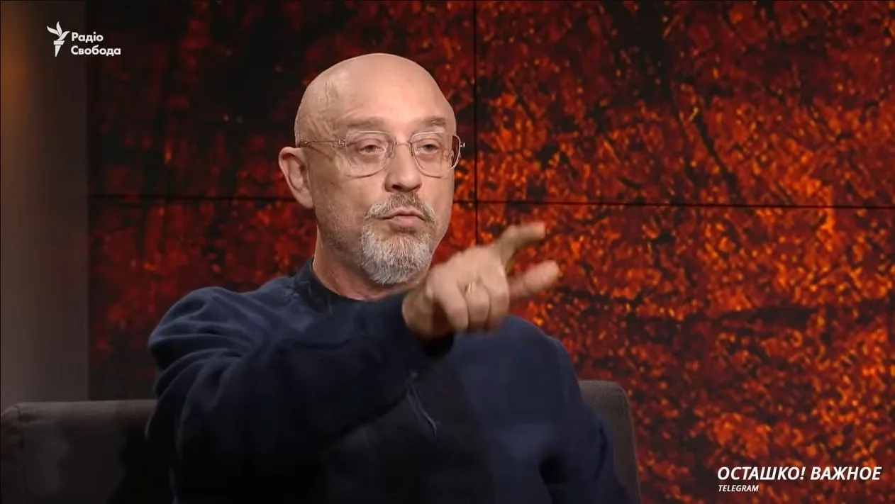 ❗️🇺🇦 Экс-министр обороны Украины Резников требует отправить женщин в армию ради фронта