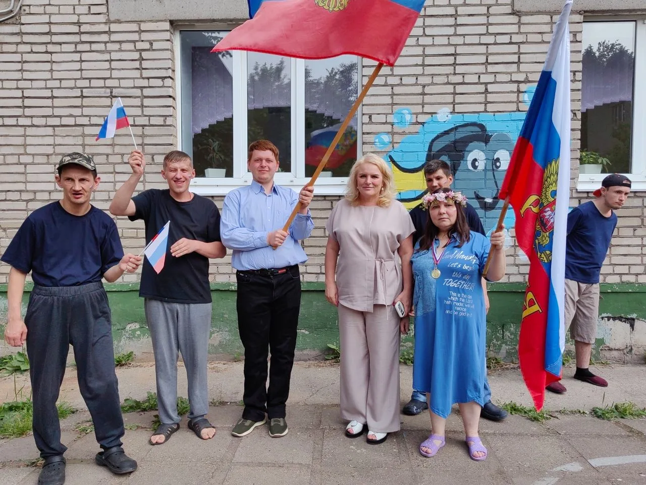 🇷🇺«Умом Россию не понять, Аршином общим не измерить: У ней особенная стать — В Россию можно только