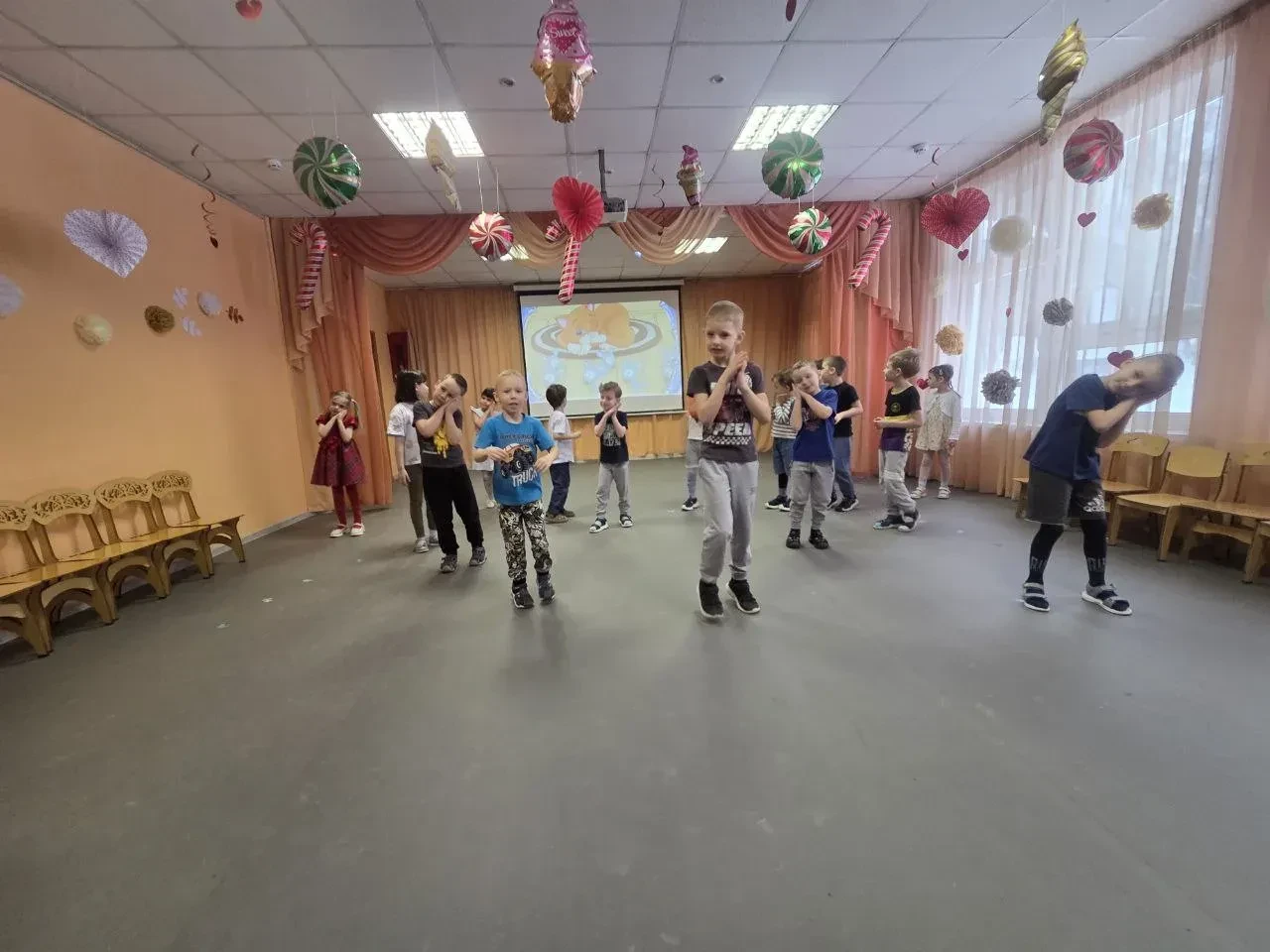 21 февраля, в Международный день родного языка, в дошкольных группах царила особая атмосфера познани