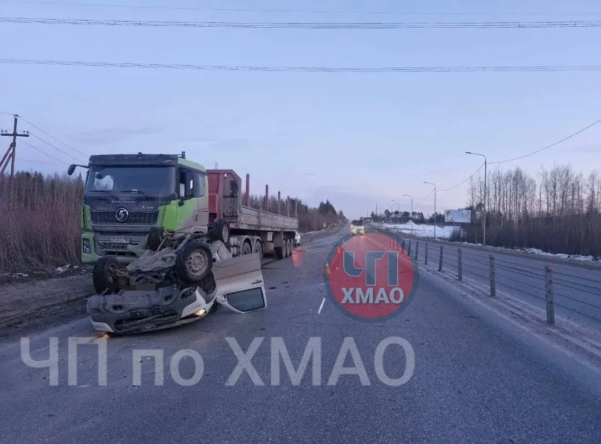 В Югре в ДТП с большегрузом пострадал человек