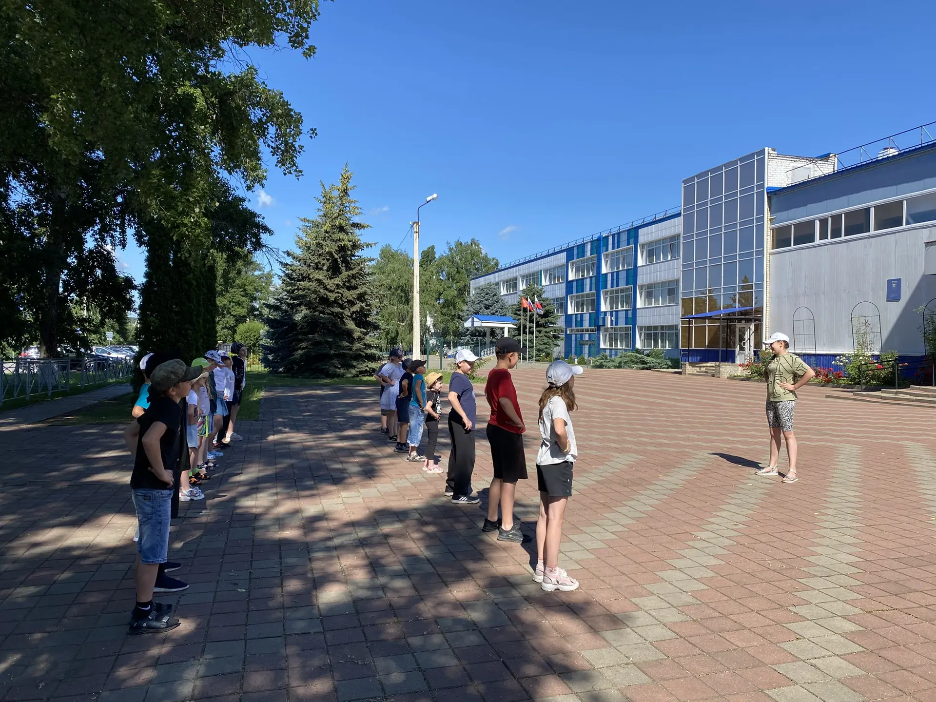 Одиннадцатый день в детском школьном оздоровительном лагере с дневным пребыванием "Огонёк" и лагере 