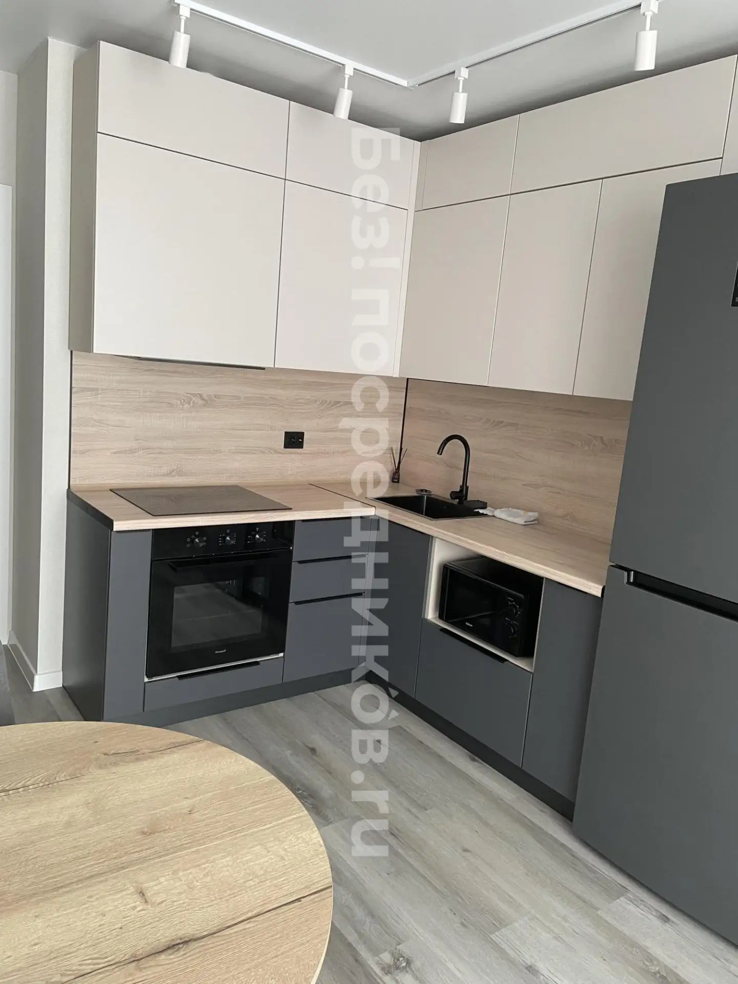 Сдам без посредников: 1-комнатная квартира, 39м² Цена: 30000 Адрес: Барнаул, Индустриальный р-н, Пав
