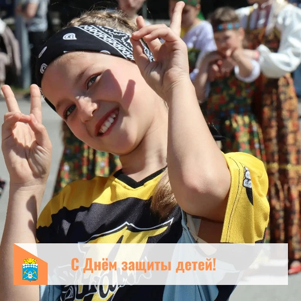 Сегодня во всех территориях города прошли яркие театрализованные представления, игровые...