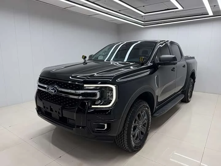 Ranger 2023 Explorer four-wheel drive automatic Gasoline

8.800км
2.3Т 258 лс
2024\12
В Бронепленке,