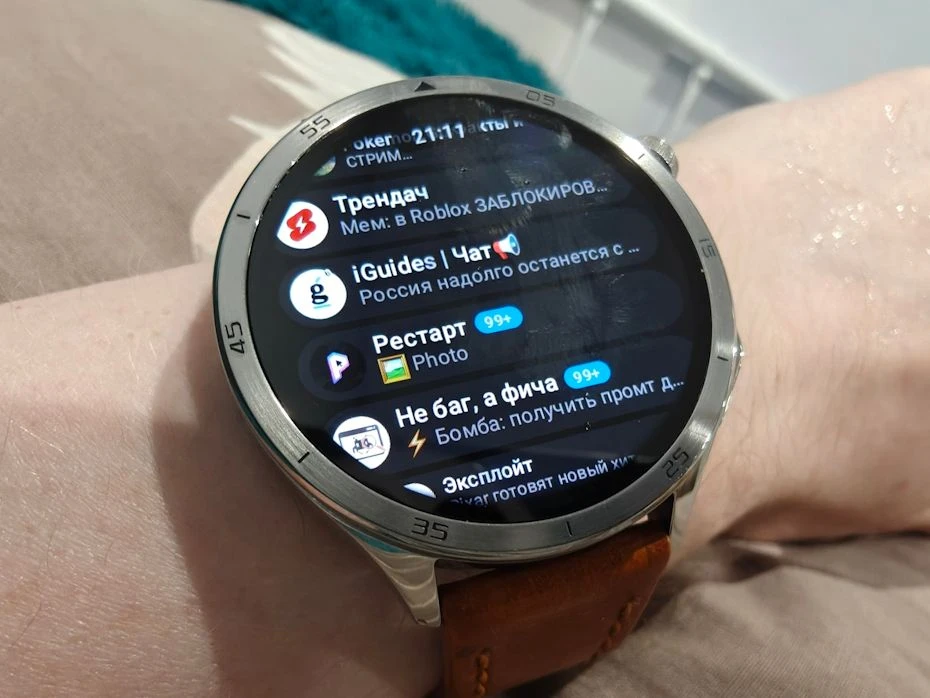 Telegram появился на часах с Wear OS. Потестировали — работает!

Павел Дуров анонсировал выпуск верс