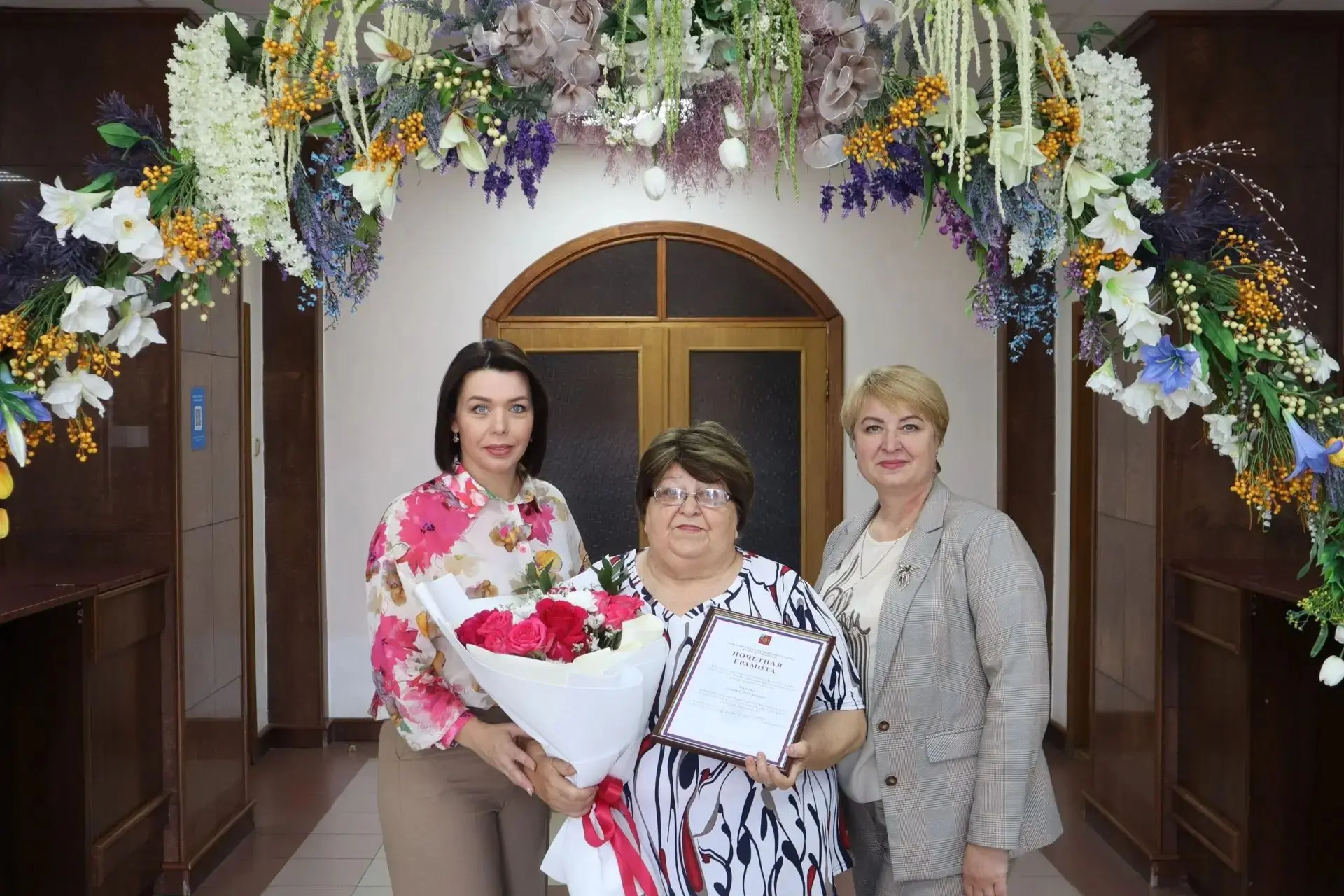 Сегодня знаменательную дату, свой 80-летний юбилей празднует Галина Васильевна Головко ...