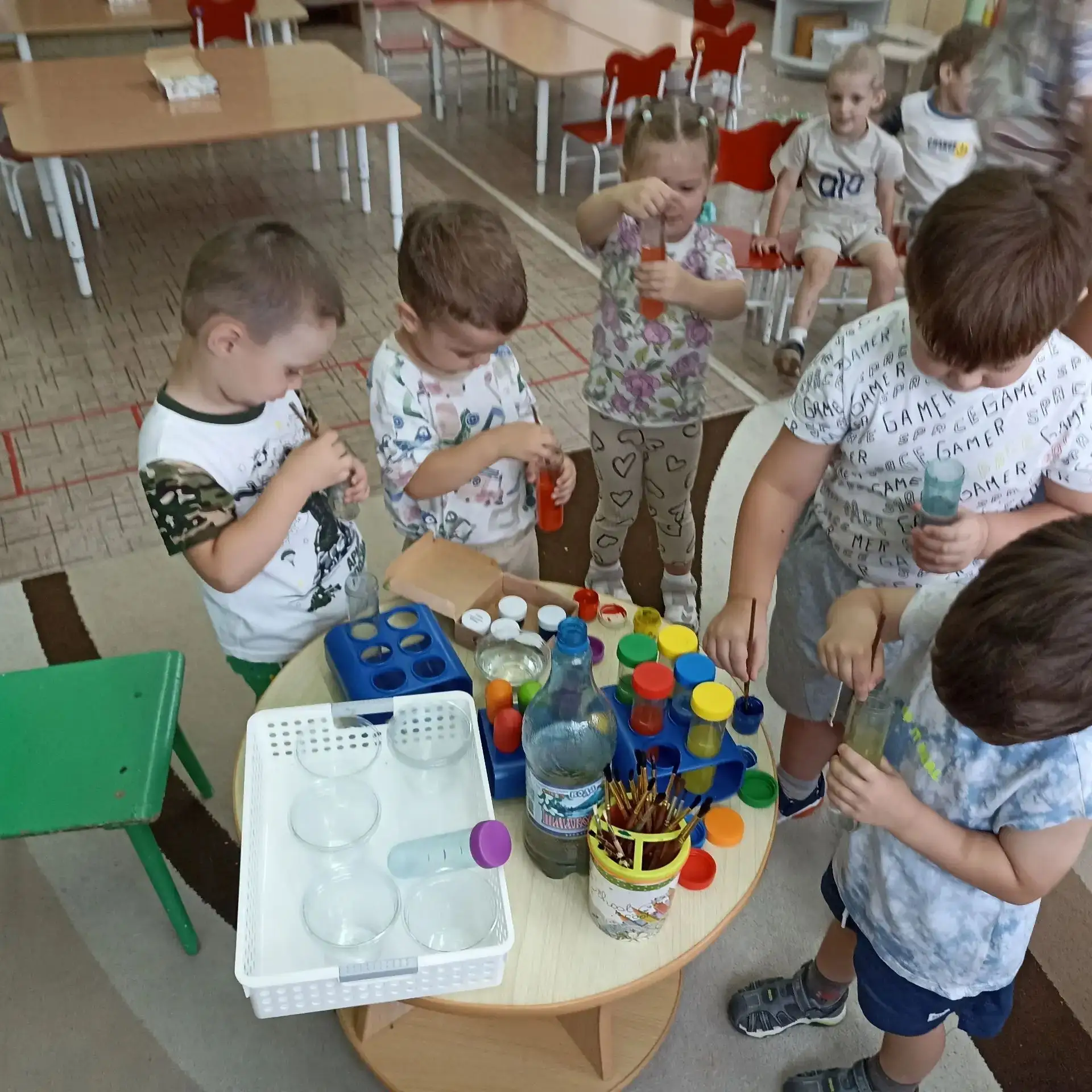 «Волшебница Вода»: маленькие исследователи из группы 9 познают мир.