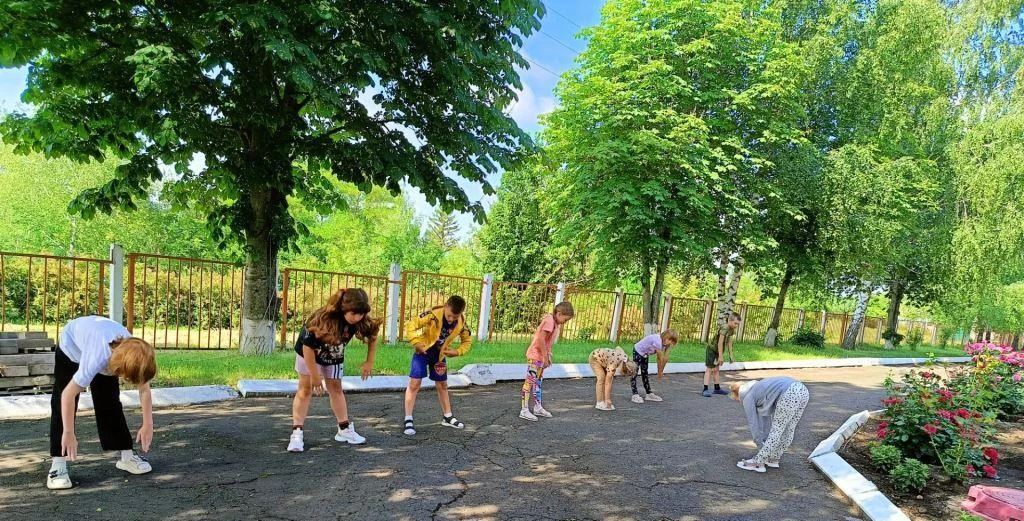🎉 «В здоровом теле — здоровый дух!» 🎉

Сегодня в нашем лагере прошёл настоящий праздник здоровья и