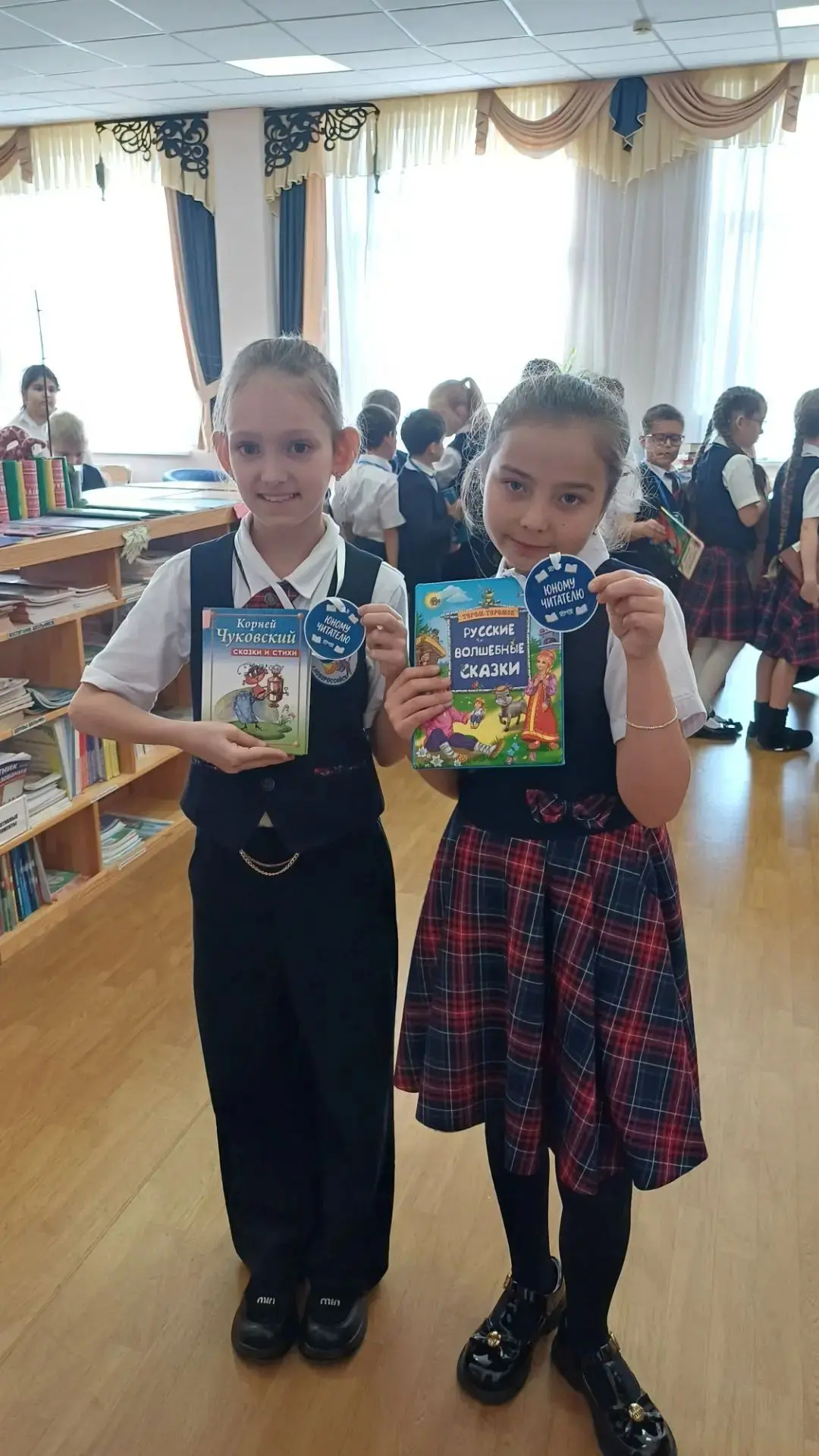 Наш 1 класс в гостях у книжного царства! 📚