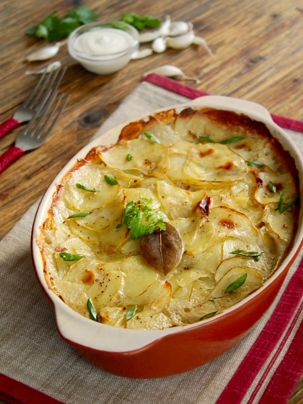 КАРТОШКА С МАЙОНЕЗОМ И ЧЕСНОКОМ В ДУХОВКЕ