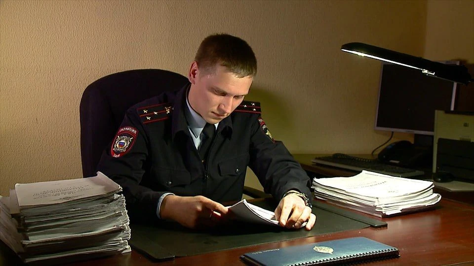 Полицейские задержали в Рязани рецидивистку, подозреваемую в краже сбережений с банковского счета 42