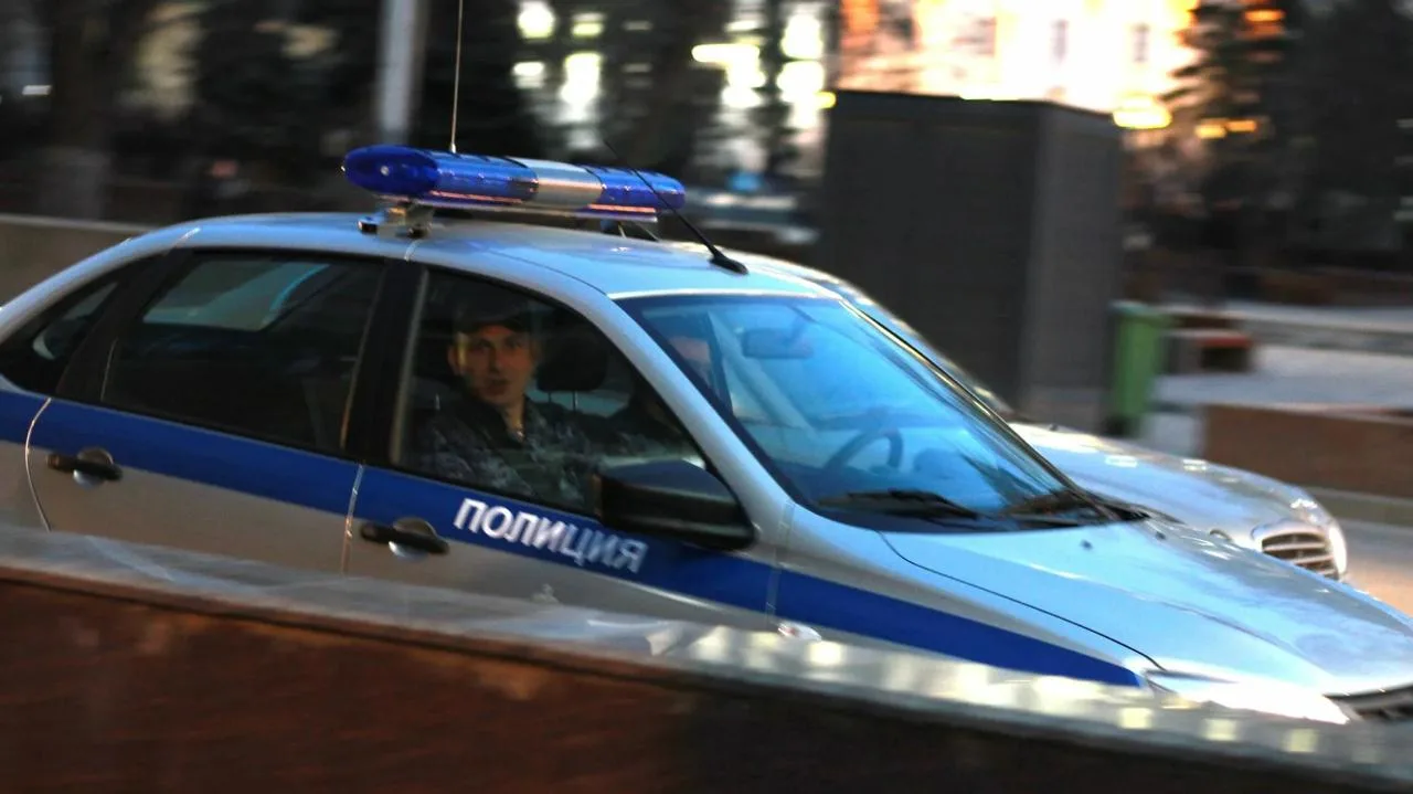 🚔 В Петербурге задержали 16-летнюю пособницу телефонных мошенников

72-летняя жительница проспекта 