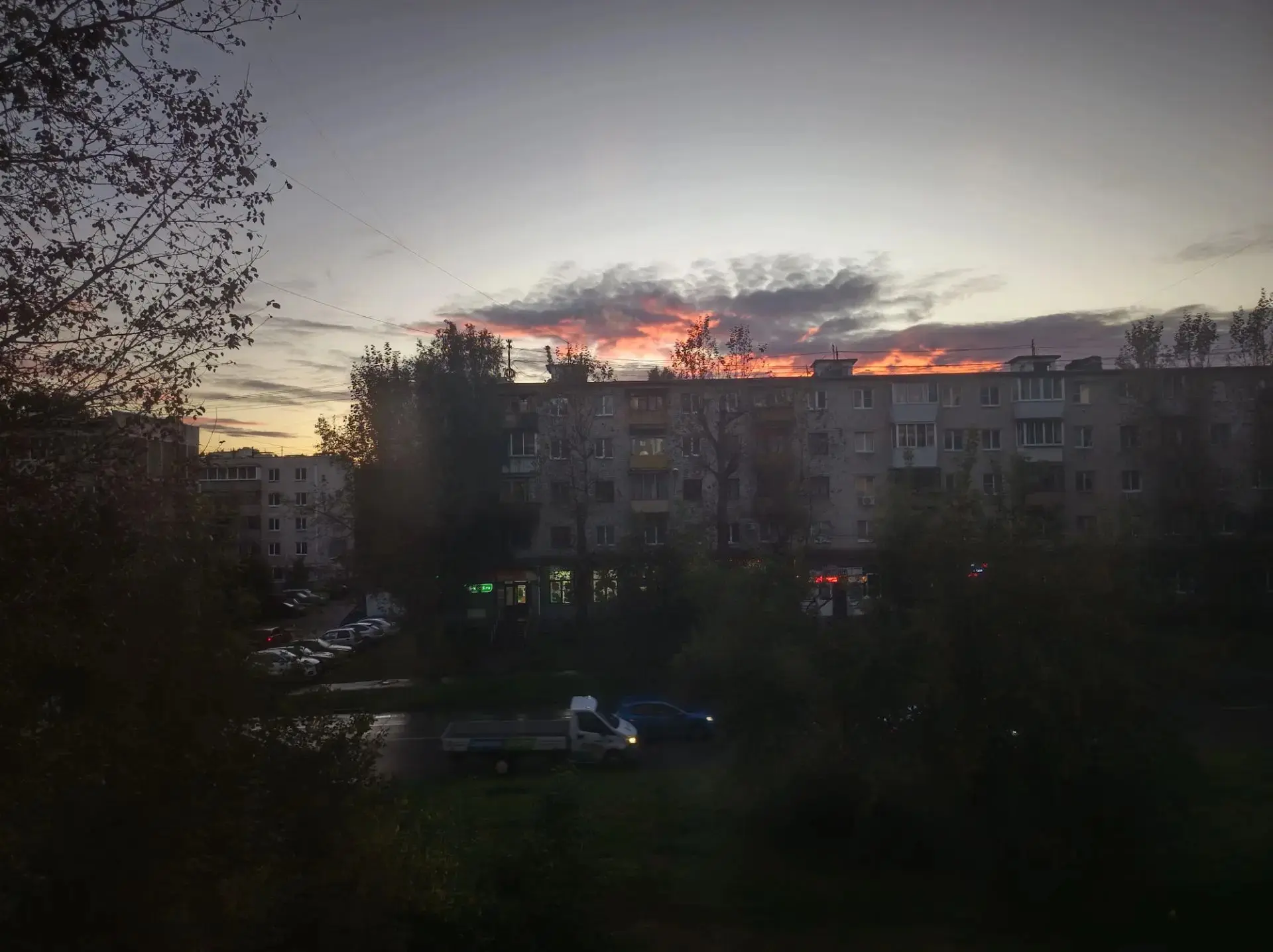 Закат на ЖБИ