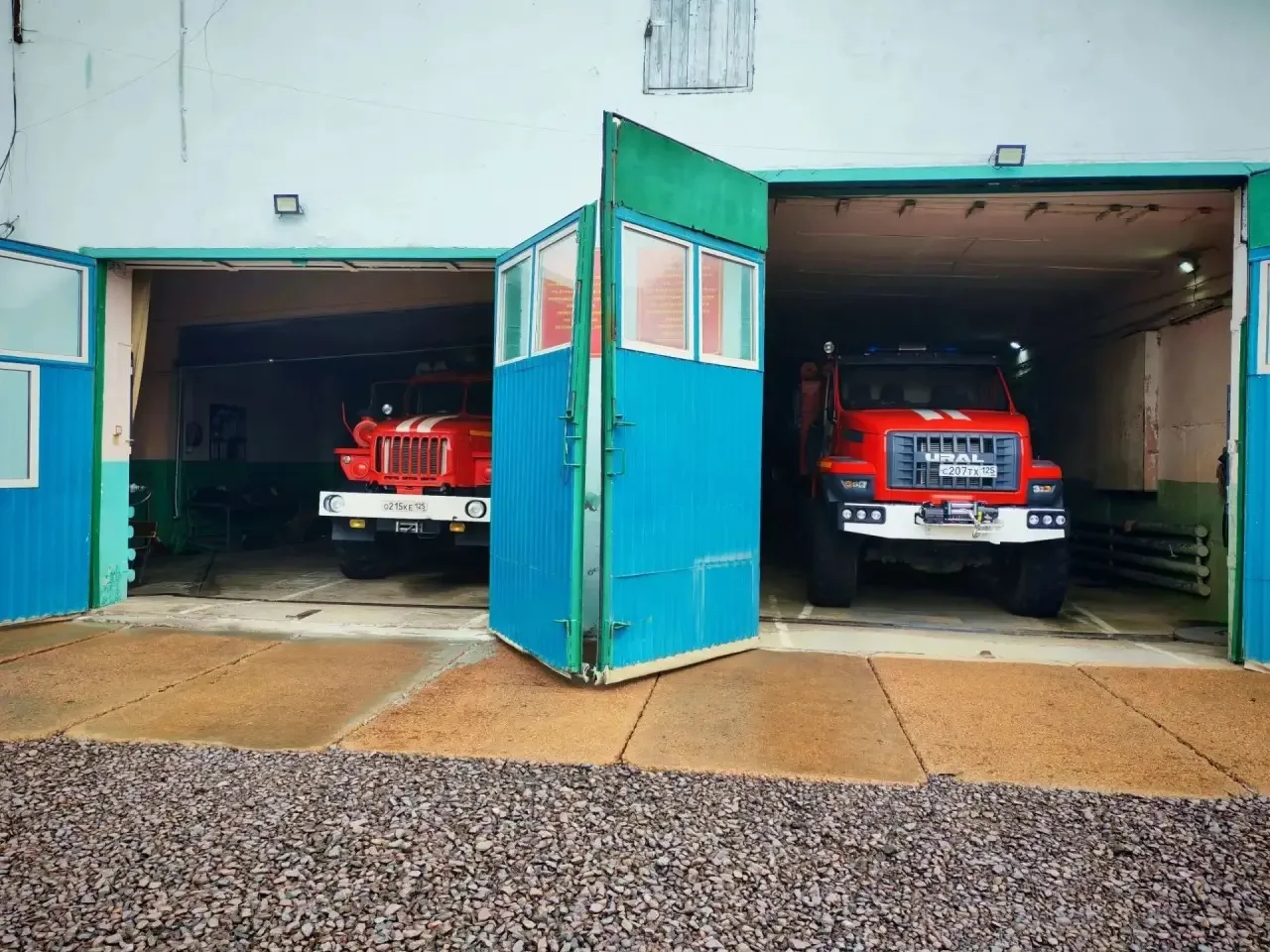 🚒Маленькие герои: экскурсия воспитанников подготовительной группы в пожарную часть. 🚒