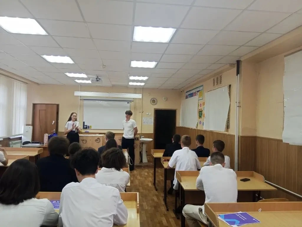 ✨ Подводим итоги года: наш Энергокружок завершает сезон! ✨  Ещё один насыщенный и яркий год позади! 