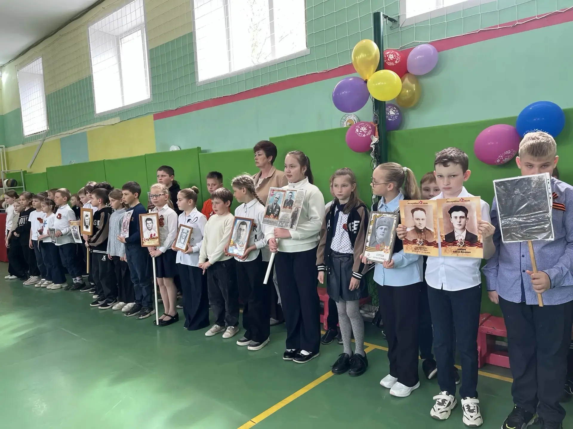 Шествие «Бессмертного полка» — это патриотическая акция, которая проводится в преддвери...