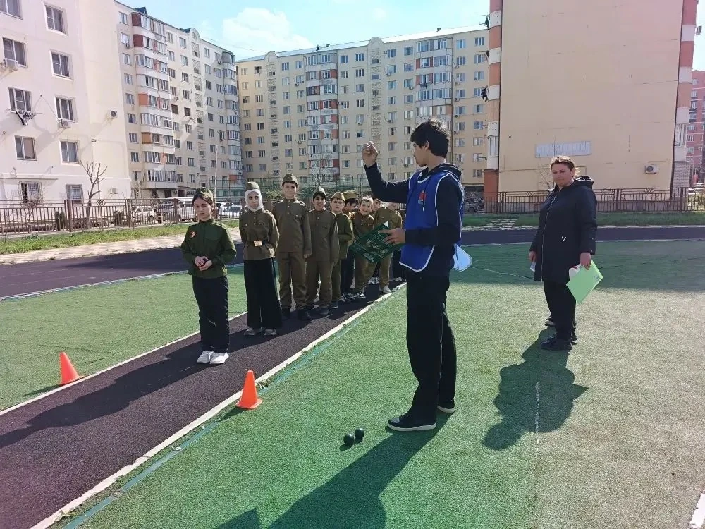 Учащиеся нашей школы (младшая категория) приняли участие в военно-патриотической игре «Зарница 2.0»,