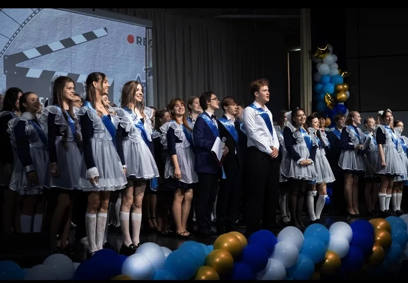 Прозвенел последний звонок… 🔔 ❤️Для наших дорогих выпускников он прозвучал особенно — чуть громче, ч