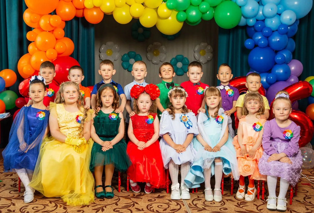 🎊 Выпускной 🌈 2️⃣0️⃣2️⃣6️⃣ "Путешествие по радуге"🌈  — это особенный и трогательный ...