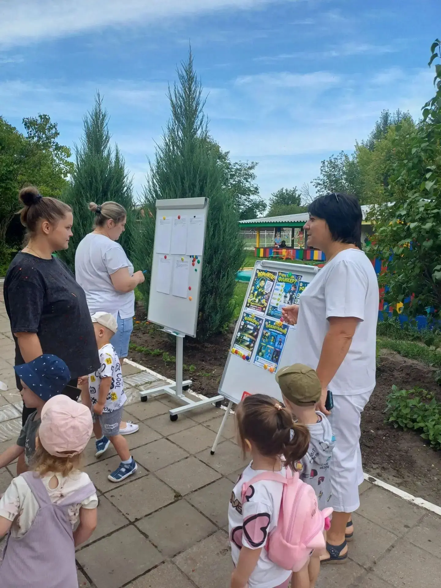 #детскийсад3каменка💯#НеделяБезопасности#просвещениеродителей
🚦 👪  Мы с вами живём в современном м